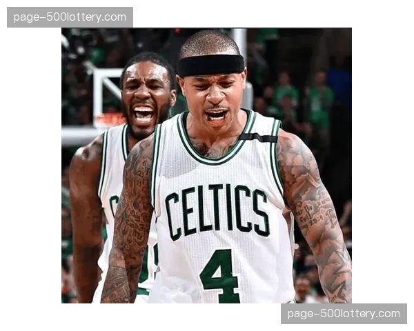 前NBA球员以赛亚·托马斯抵达上海,与上海大鲨鱼进行试训合练 前NBA球员以赛亚·托马斯抵达上海,与上海大鲨鱼进行试训合练